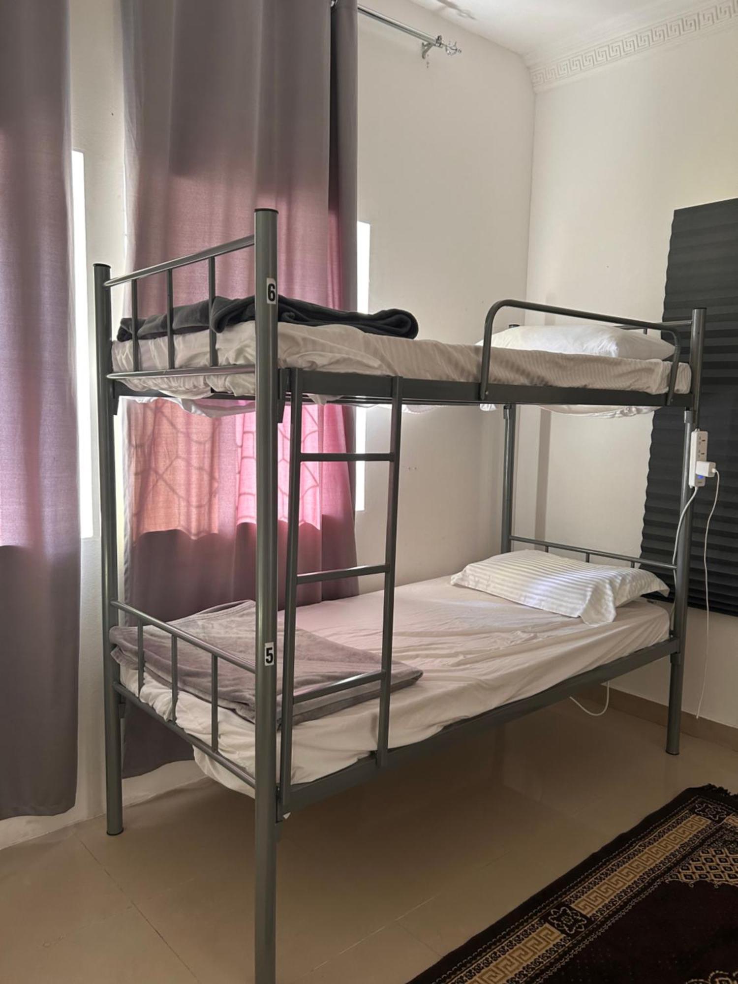 Hostel Basil *
